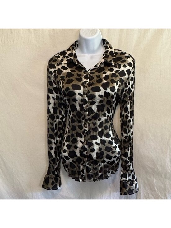 Dana Buchman Tops - E-16 Dana Buchman Black Cream & Gray Animal Print Long Sleeve Button Down Blouse